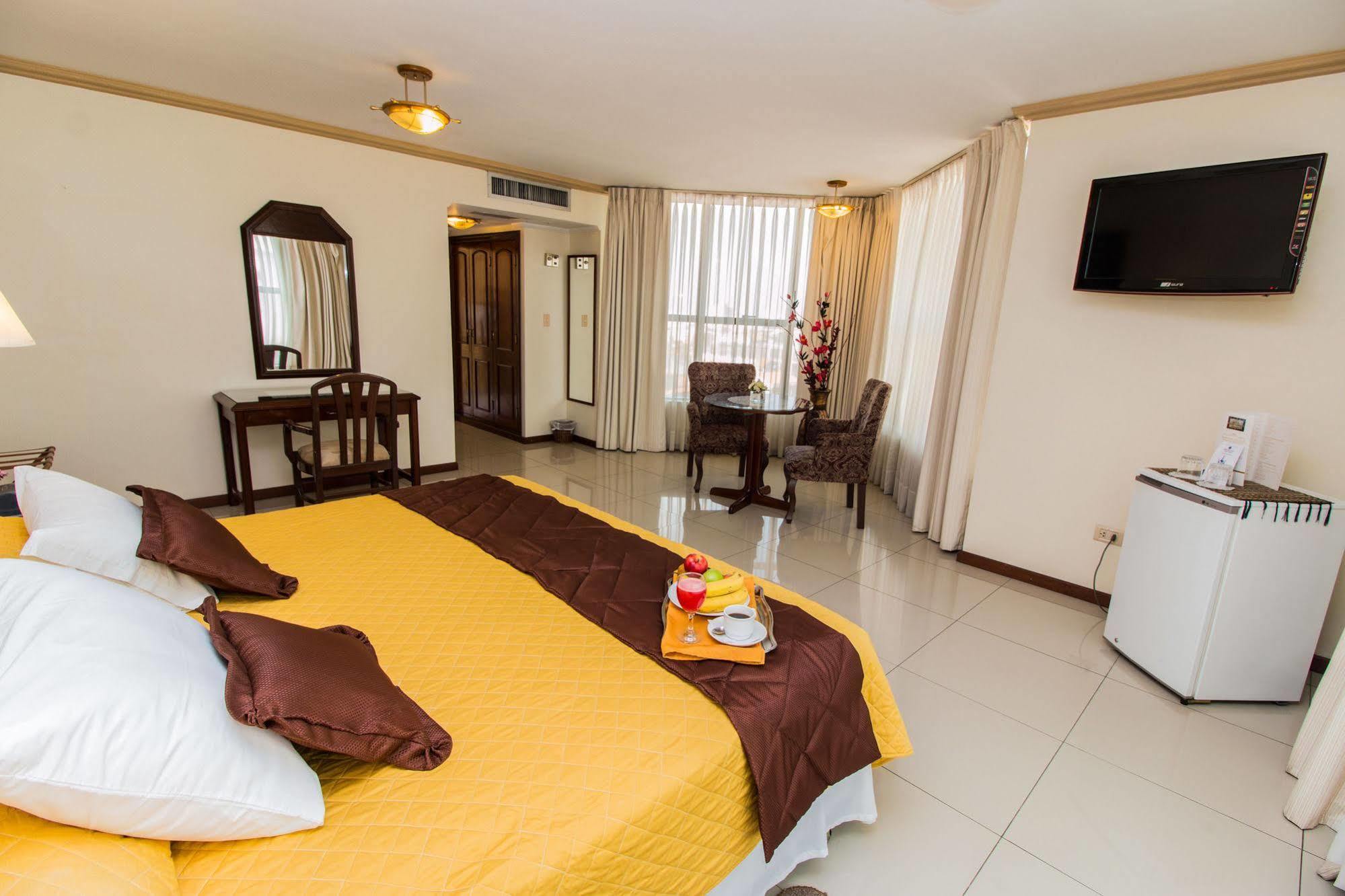 House Inn Apart Hotel Santa Cruz de La Sierra Luaran gambar